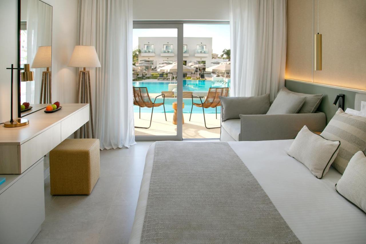 Atlantica Aqua Blue Hotel Protaras Eksteriør billede