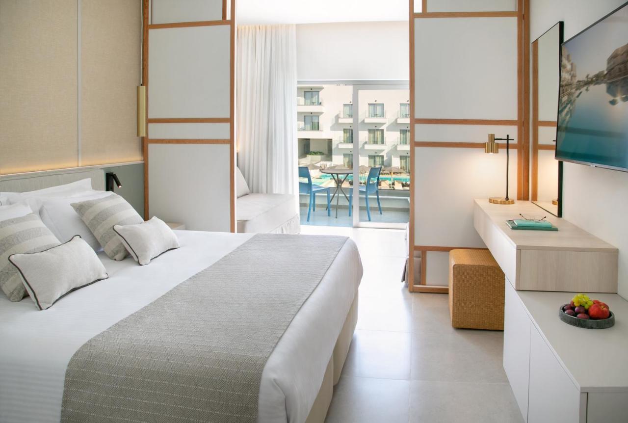 Atlantica Aqua Blue Hotel Protaras Eksteriør billede