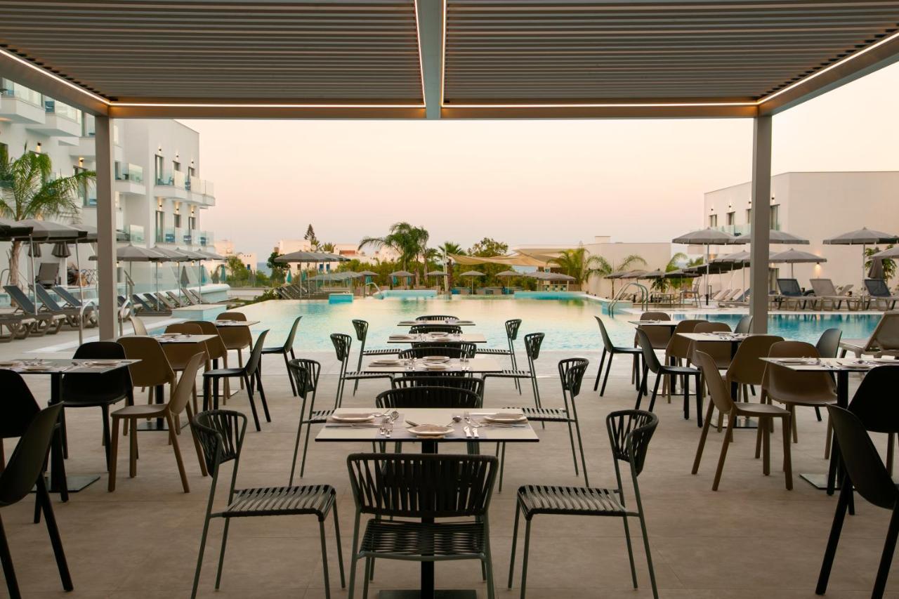 Atlantica Aqua Blue Hotel Protaras Eksteriør billede