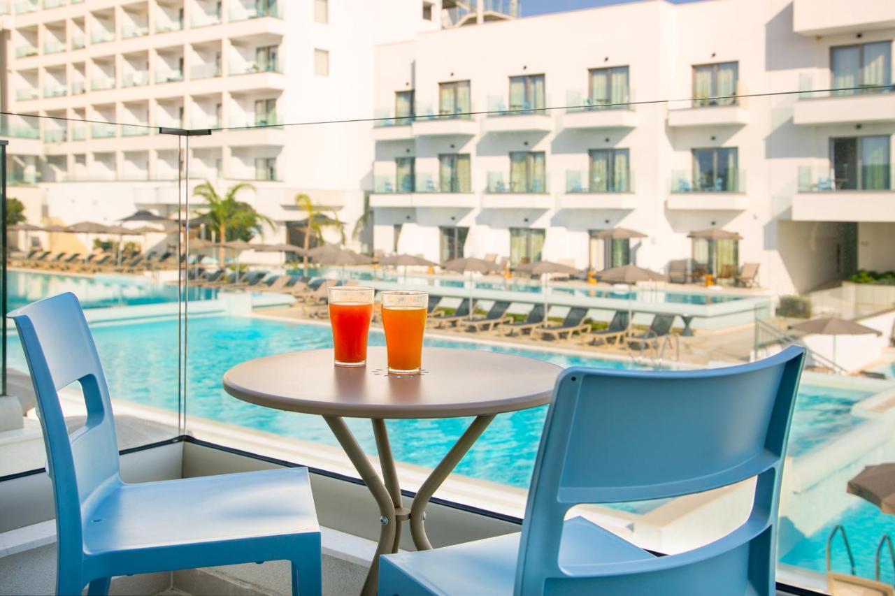 Atlantica Aqua Blue Hotel Protaras Eksteriør billede